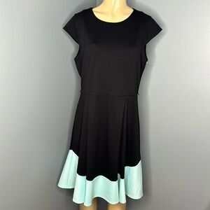 Calvin Klein black/ mint color size 14 midi